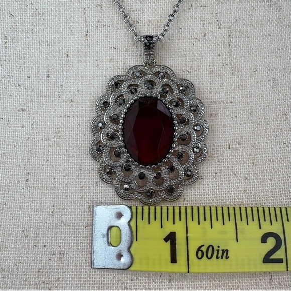 Gorgeous Marcasite Pendant with Ruby Gem Center Stone Beautiful Unique Piece - Picture 8 of 8